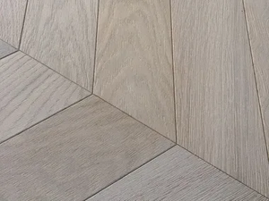 HUNGARIAN HERRINGBONE 60° OAK TRASPARENZA - Oak parquet _ Bassano Parquet